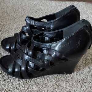 Cross Strap Wedge Sandals